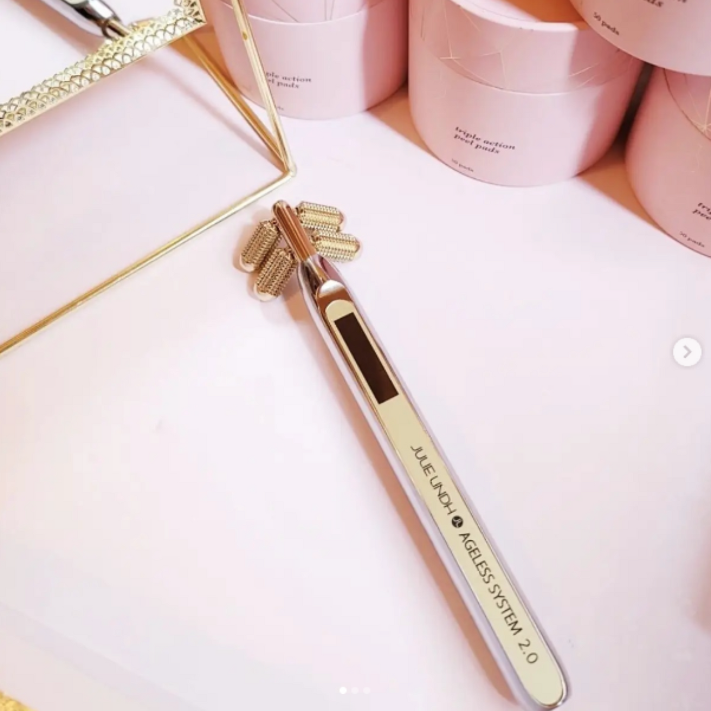 Ageless System Beauty Wand 2.0 [Solar Powered Micro-current + Micro-needling]